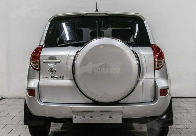 Toyota RAV4 III (XA30)