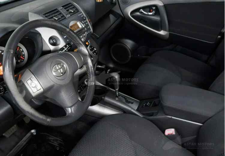 Toyota RAV4 III (XA30)