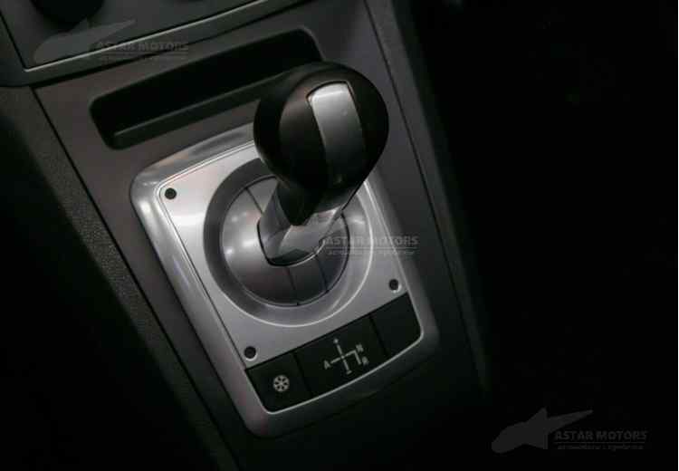 Opel Zafira B Рестайлинг