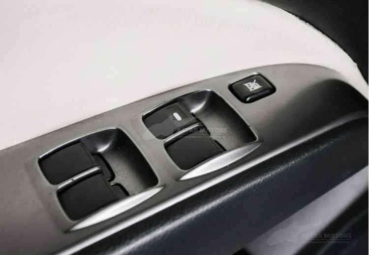 Mitsubishi Outlander II