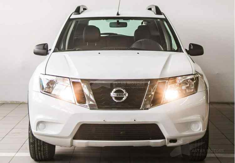 Nissan Terrano III (D10)