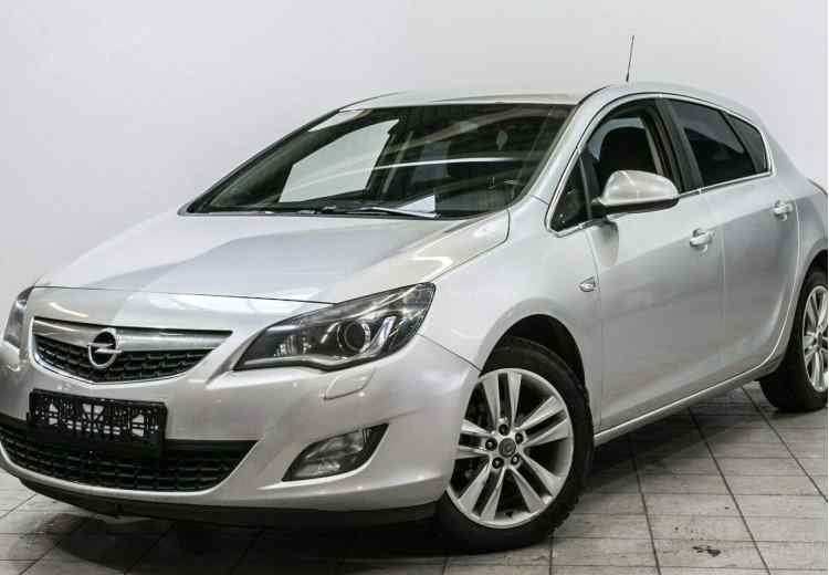 Opel Astra J