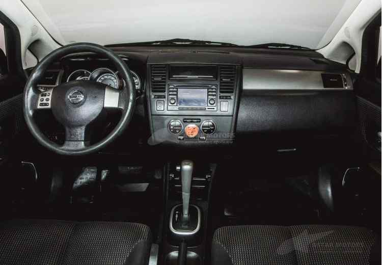 Nissan Tiida I Рестайлинг