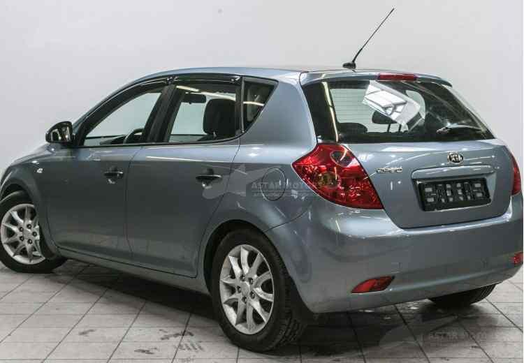 Kia Ceed I