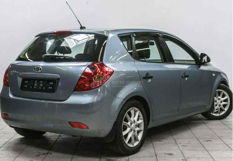Kia Ceed I
