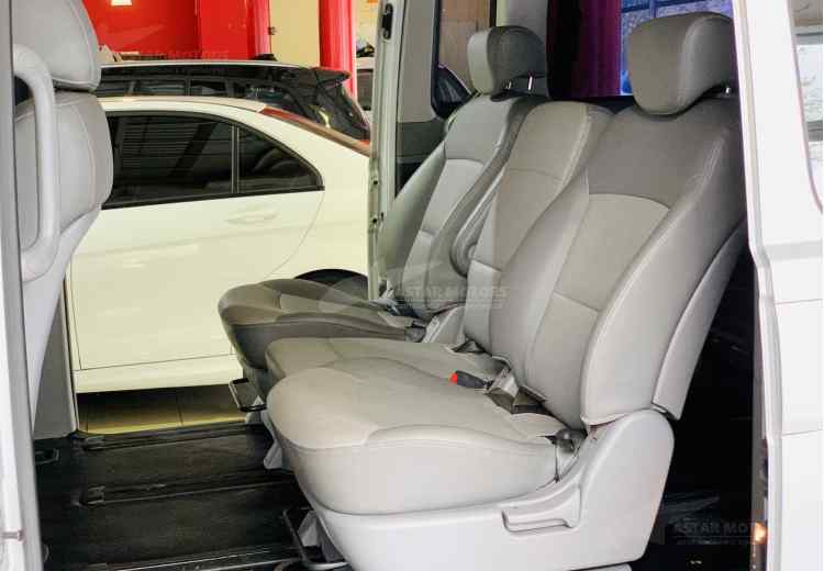 Hyundai Grand Starex I