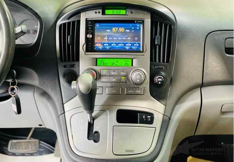 Hyundai Grand Starex I