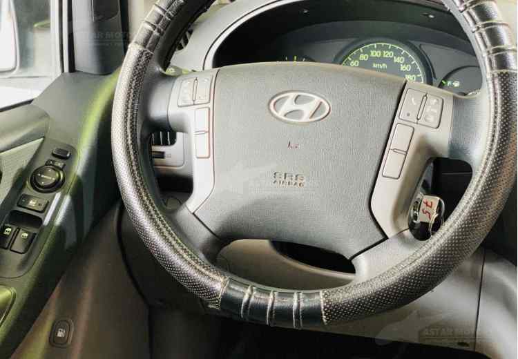 Hyundai Grand Starex I