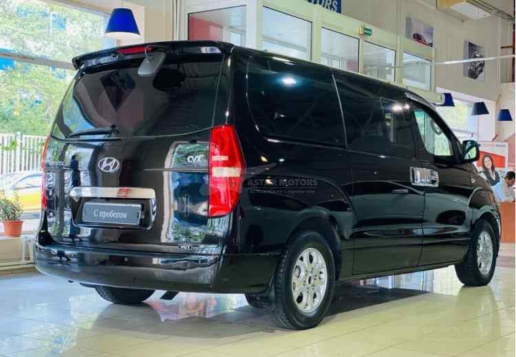 Hyundai Grand Starex I