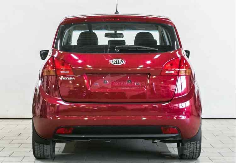 Kia Venga I