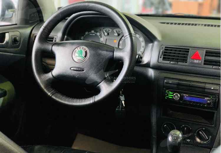 Skoda Octavia II (A5)